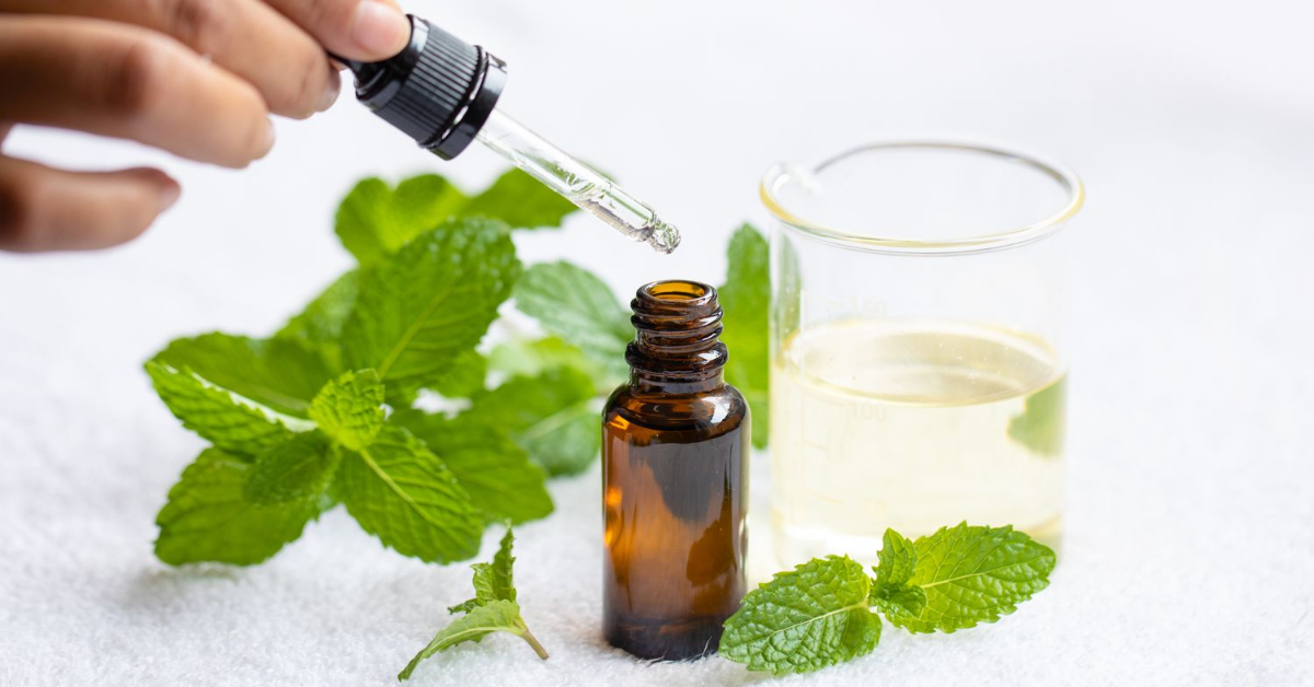 How to Use Peppermint Aromatherapy Oil Safely