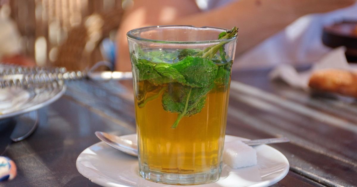 Lemon Balm Iced Tea